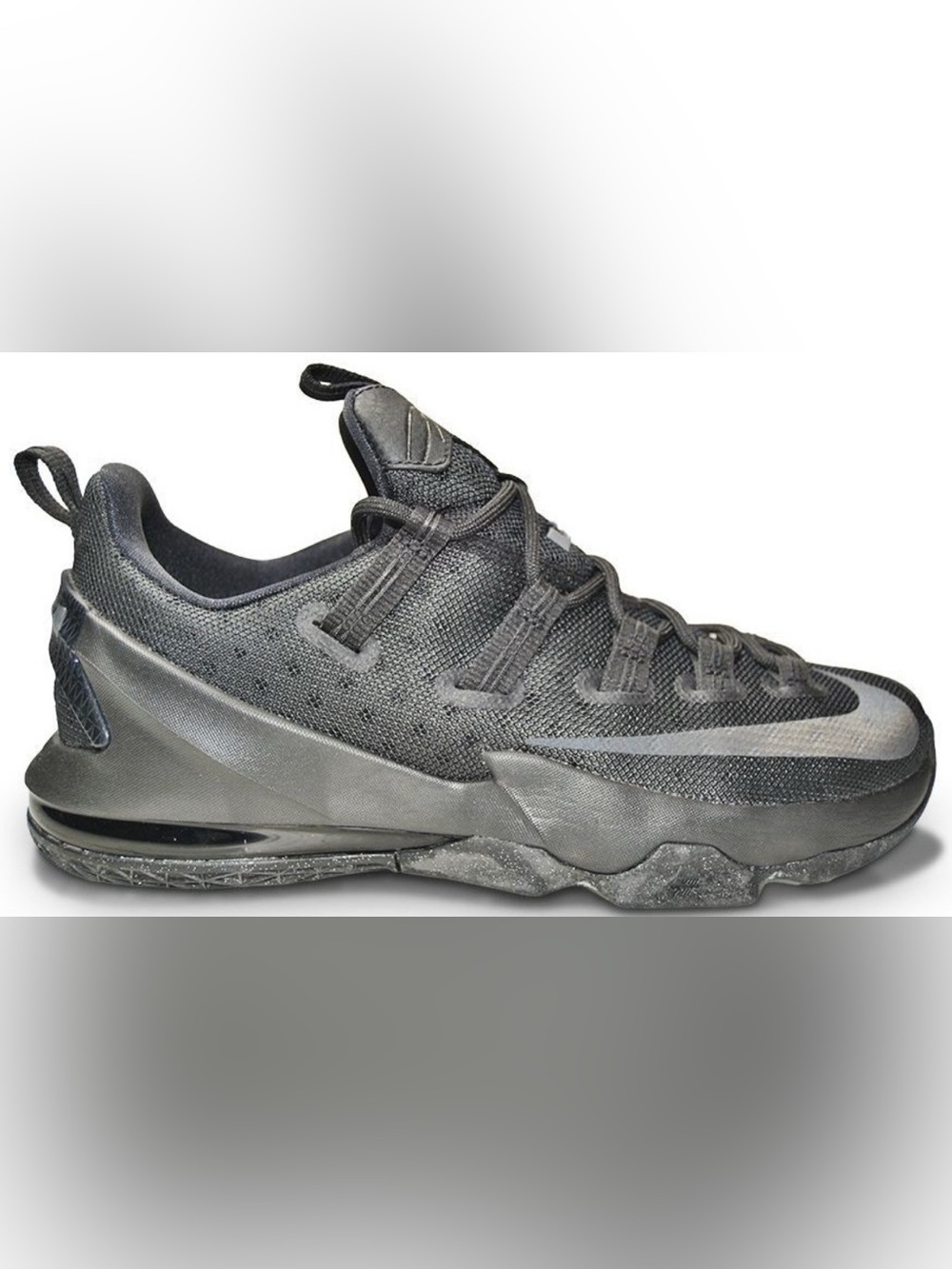 Nike Lebron 13 XIII sz 7y Basketball 831925-001 Triple Black Athletic Shoes